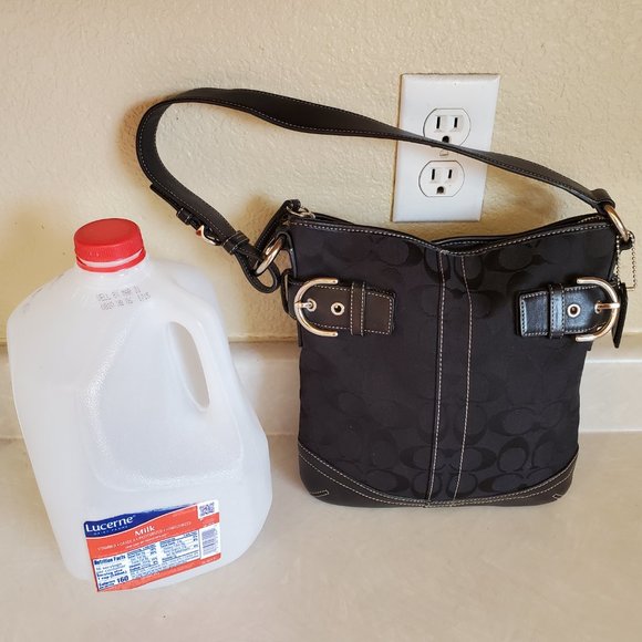 Like New Coach Black Signature Canvas Shoulder Bag Purse 3577 - Picture 3 of 16